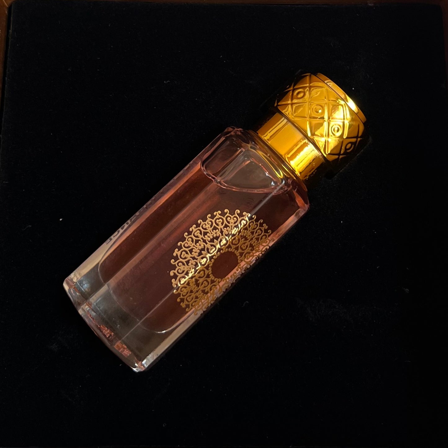 Musc pure Yara rose